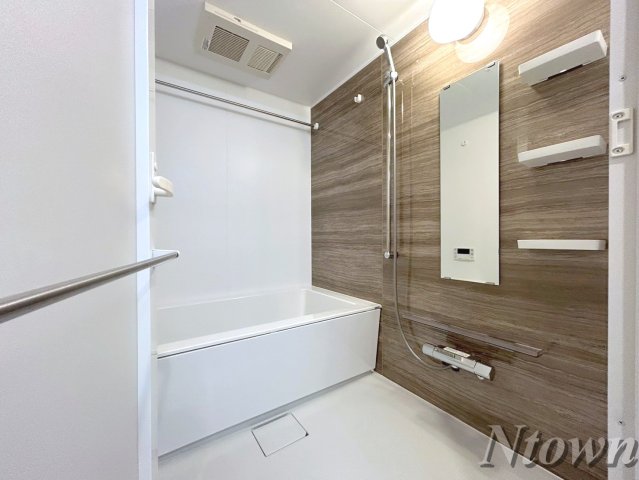 バス・シャワールーム　お風呂です