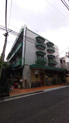 建物外観　シャトー信濃