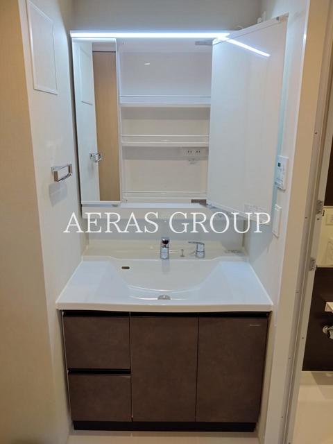 洗面設備　同仕様