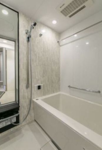 バス・シャワールーム　※別部屋の参考写真です。