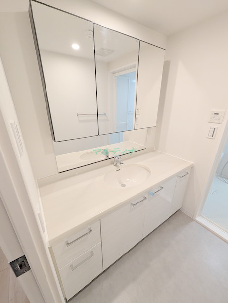 洗面設備　独立洗面台