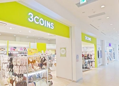 その他　3COINS（その他）まで779m