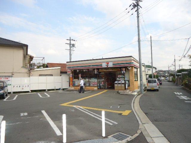 コンビニ　セブンイレブン堺日置荘西町店（コンビニ）まで1028m