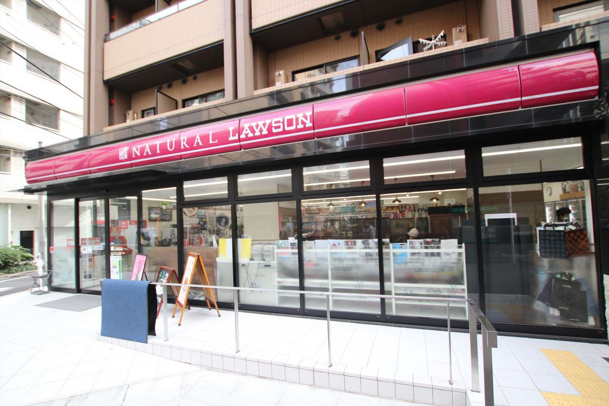 コンビニ　ファミリーマート 表参道南店（コンビニ）まで3097m