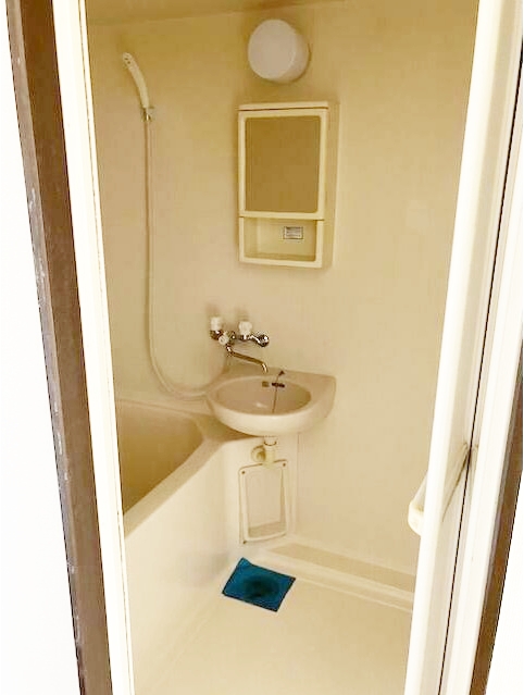 バス・シャワールーム　日々の疲れを癒すお風呂です♪