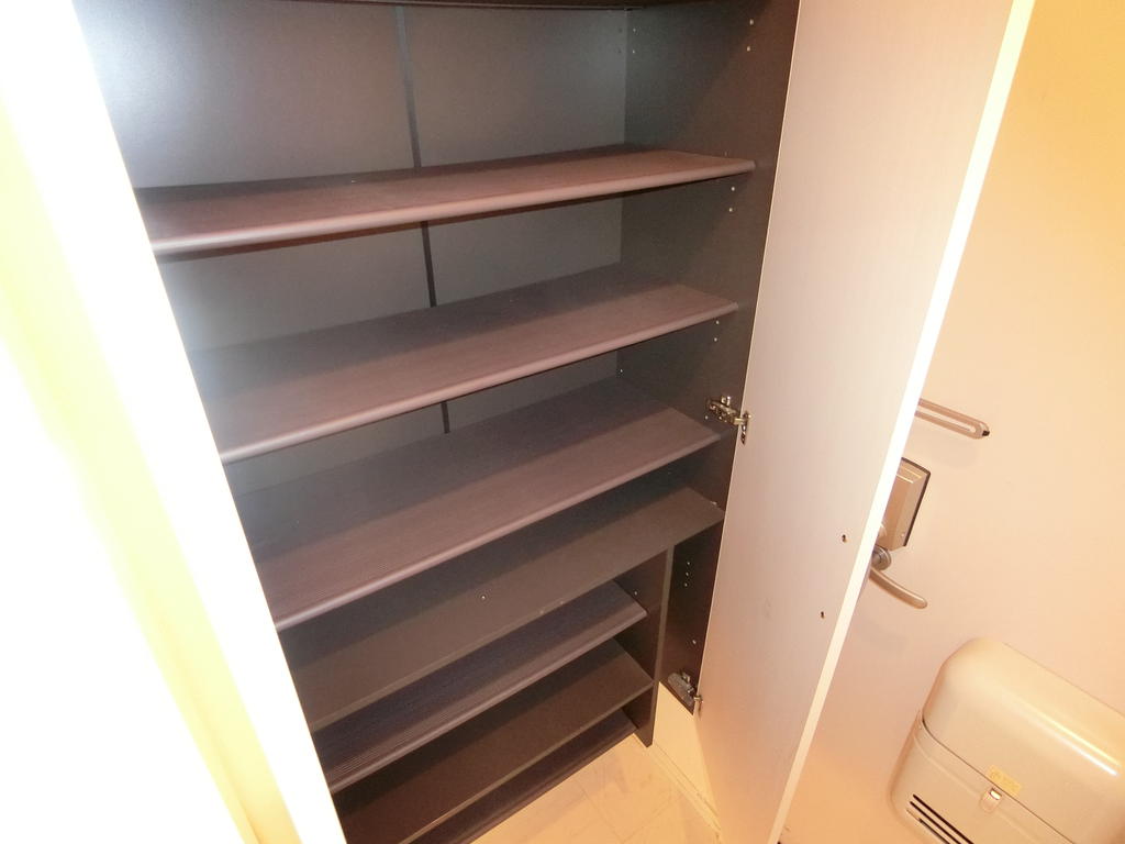 収納　大型シューズクローゼット