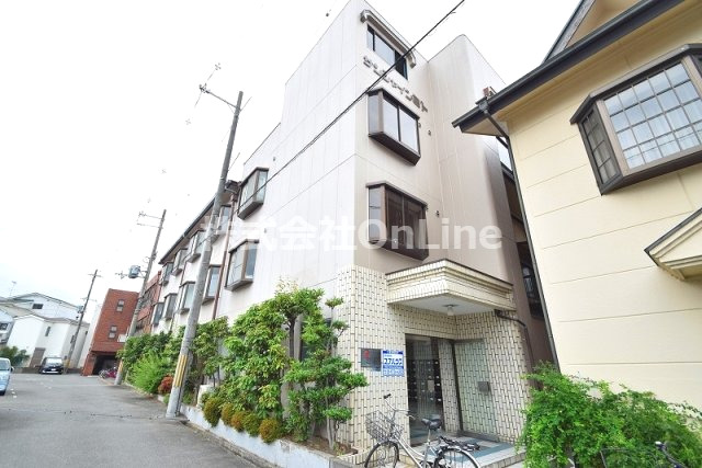 建物外観　きれいな外観です