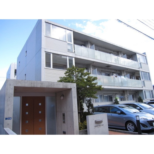 建物外観　コンクリ―ト打ち放し