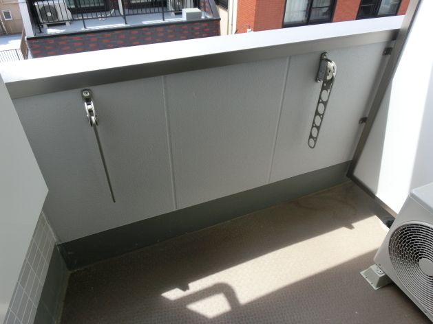 バルコニー　陽当たり良好なバルコニーです