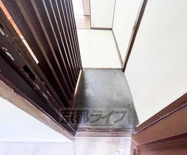 玄関　広々玄関