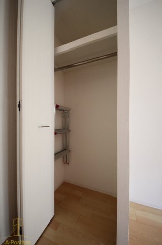 収納　SERENiTE堺筋本町SUD