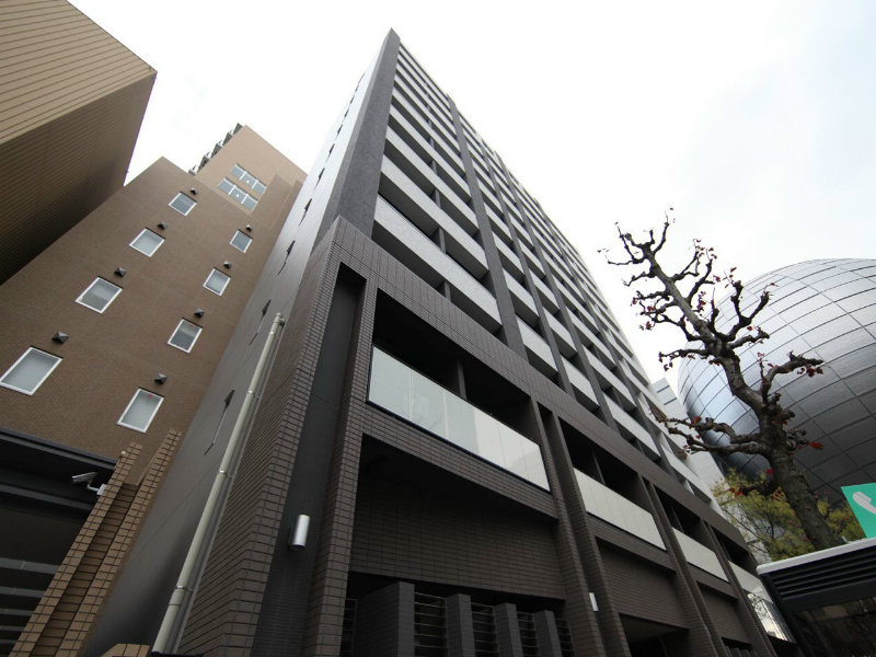 建物外観　外観　デザイナーズ　オートロック　防犯カメラ　宅配ＢＯＸ付