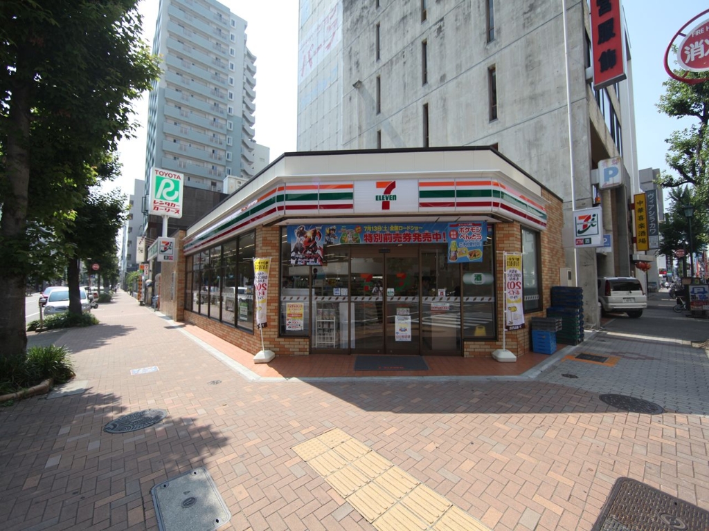 コンビニ　セブンイレブン 名古屋栄２丁目東店（コンビニ）まで122m