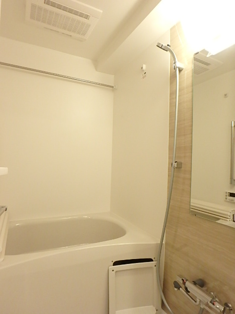 バス・シャワールーム　同タイプ別部屋写真