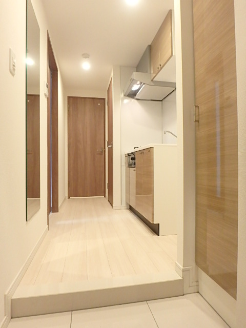 玄関　同タイプ別部屋写真