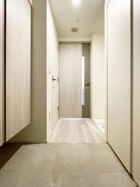 玄関　シンプルで使いやすい玄関です