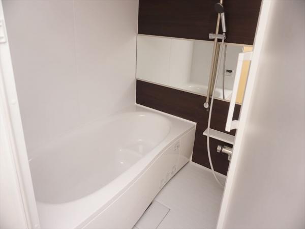 バス・シャワールーム　浴室