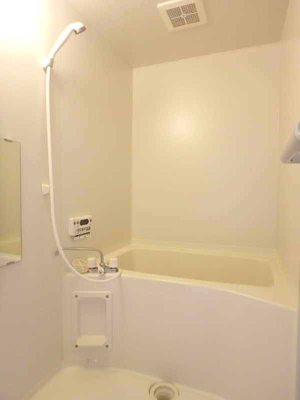 バス・シャワールーム　図面と現状に相違がある場合には現状を優先