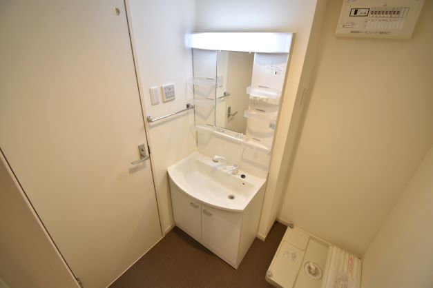 洗面設備　洗髪洗面化粧台