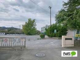 小学校　静岡市立清水不二見小学校（小学校）まで828m