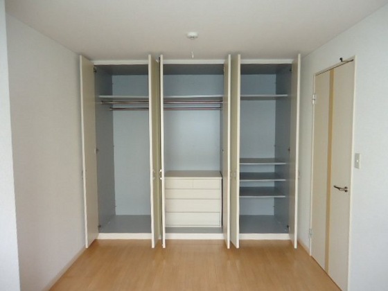 収納　※別部屋の写真です