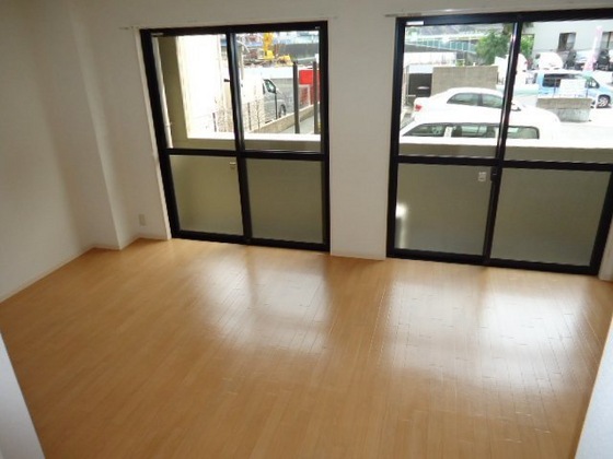 居室・リビング　※別部屋の写真です