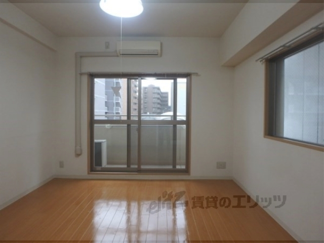 居室・リビング　洋室