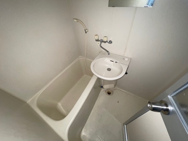 バス・シャワールーム　別号室の写真