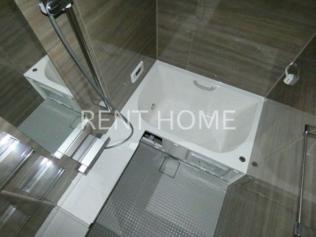 バス・シャワールーム　1216サイズの大型浴槽