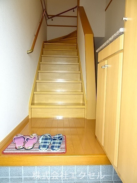 玄関　シューズボックス完備です。