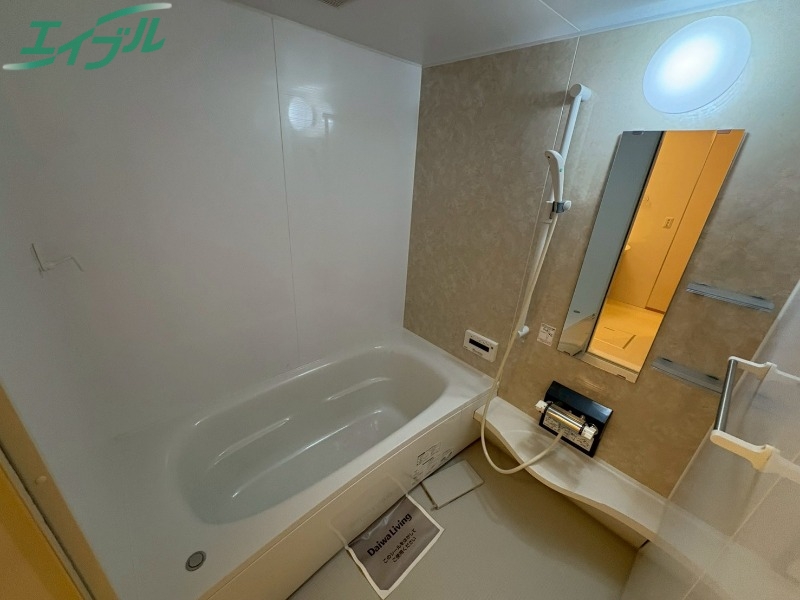 バス・シャワールーム　別部屋参考写真です