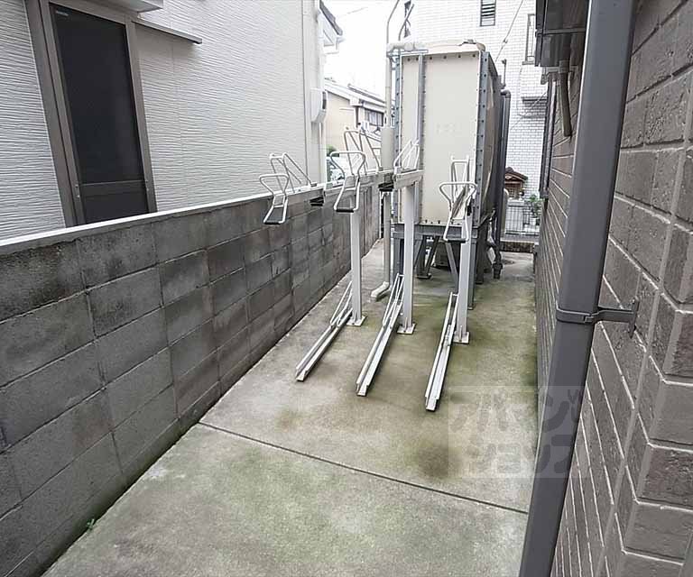 その他共有部分　駐輪場は自転車のみとなっております