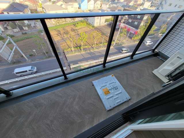 バルコニー　別部屋参考写真となります。
