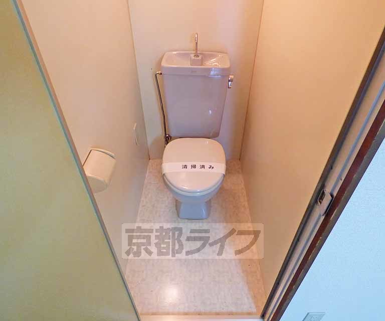 トイレ　シンプルなトイレです。