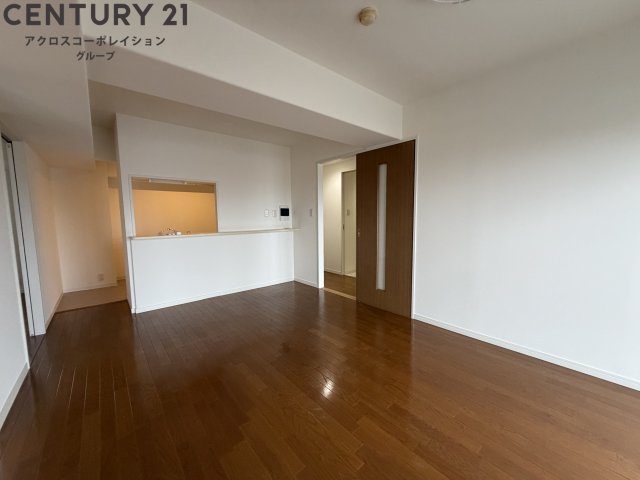 居室・リビング　LDKが15帖あって、広々快適！