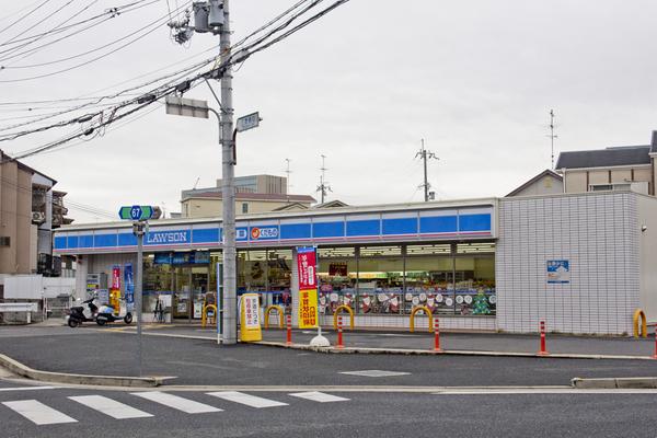 コンビニ　ローソン長岡京市馬場店（コンビニ）まで647m