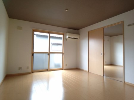 居室・リビング　※他部屋参照・現況優先