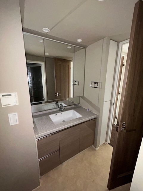 洗面設備　洗面所