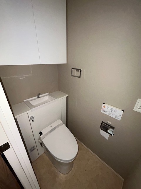 トイレ　トイレ