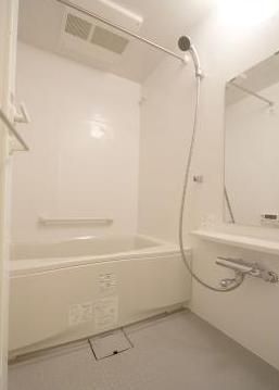 バス・シャワールーム　バスルーム