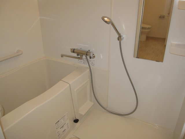 バス・シャワールーム　参考写真