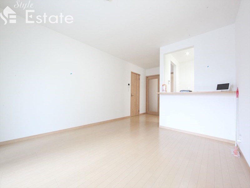 居室・リビング　内装