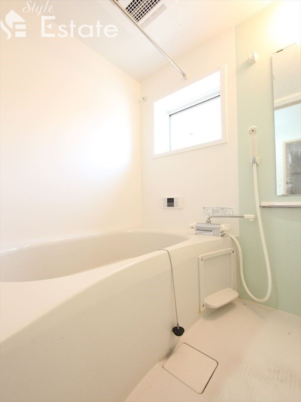 バス・シャワールーム　バスルーム