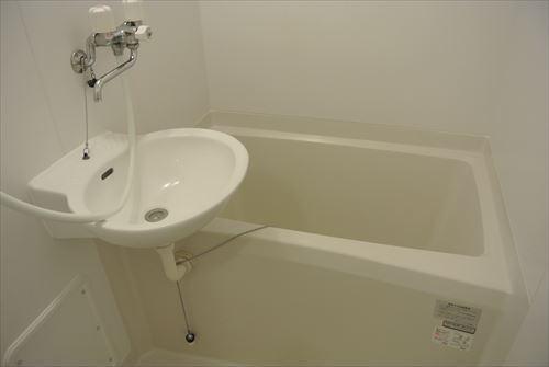 バス・シャワールーム　バス