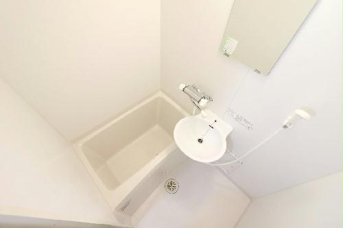 バス・シャワールーム　同タイプの間取り撮影につき実際の物件とは異なる場合があります