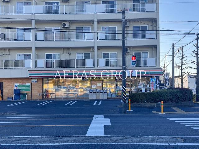 コンビニ　セブン-イレブン 藤沢石川３丁目店（コンビニ）まで584m