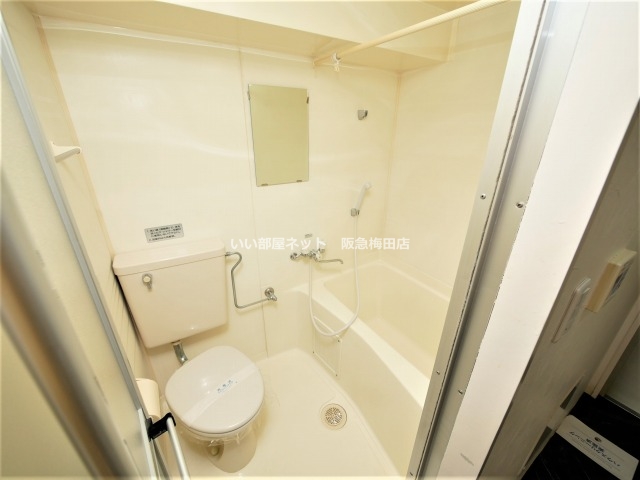 バス・シャワールーム　画像と現状が異なる場合は現状優先となります。