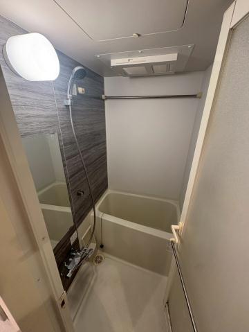 バス・シャワールーム　※別部屋参考写真