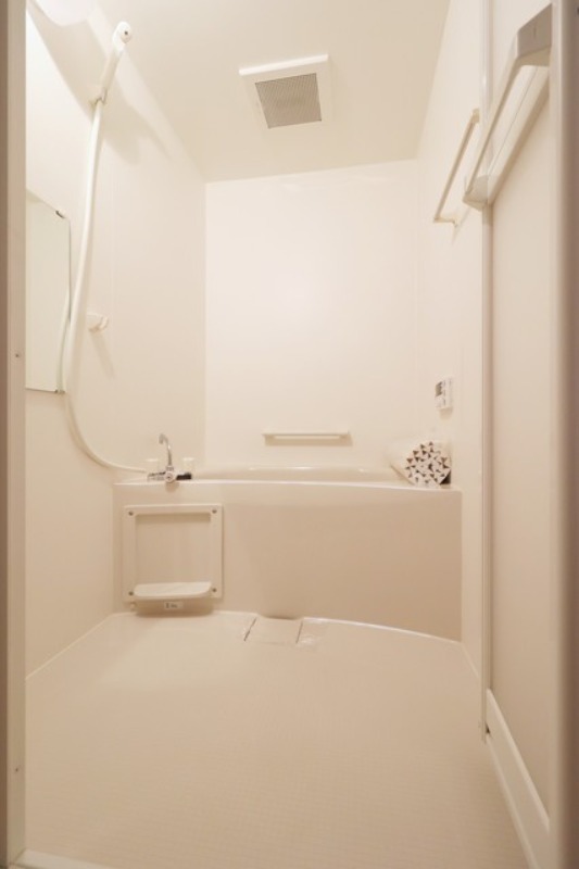 バス・シャワールーム　図面と現状に相違がある場合には現状を優先