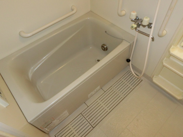 バス・シャワールーム　一日の疲れを癒しましょう